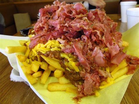 Chili Cheese Fries with Pastrami from The Hat. I miss this | Chili cheese fries, Chili cheese ...