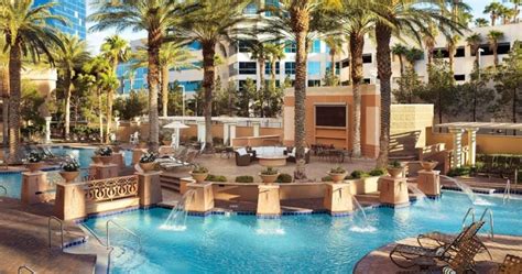 Best Hilton Hotels in Vegas to Book with Points - NerdWallet