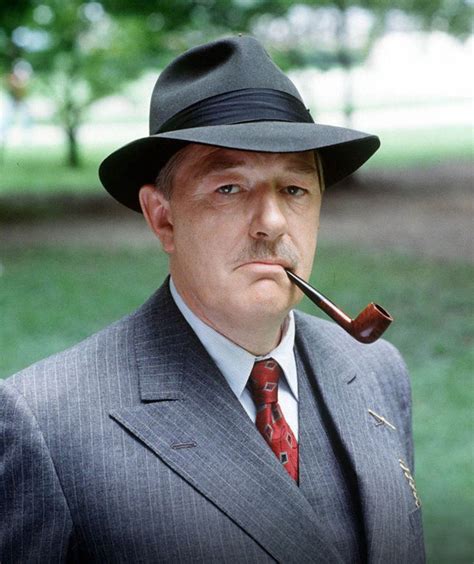 Michael Gambon as Maigret in 1992 | Famous detectives, Michael gambon ...