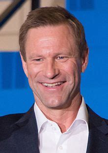 Aaron Eckhart - Wikipedia