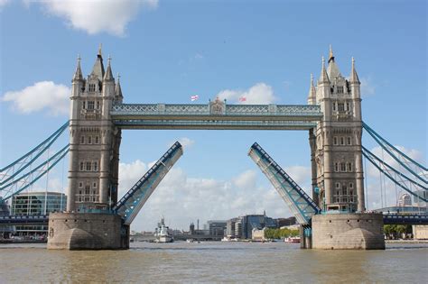 Consultants wanted to inspect London bridges | New Civil Engineer