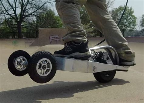 INSANE 3 WHEEL ELECTRIC SKATEBOARD|STUNTS ON SKATEBOARDS | 電動スケートボード, スケートボーダー, スケートボード