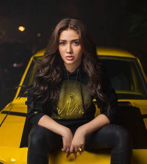 PSL 2021 – Peshawar Zalmi re-appoints Mahira Khan as brand ambassador