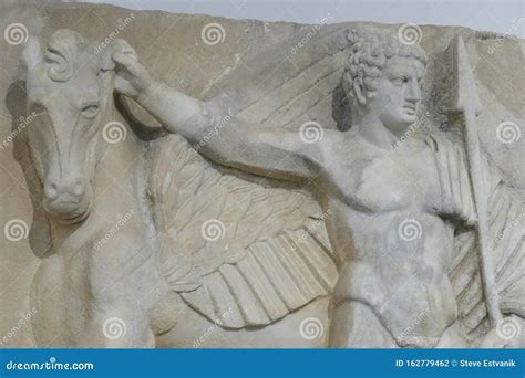 Statue of Bellerophon and Pegasus Editorial Photography - Image of ancient, sculpture: 162779462