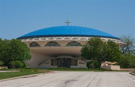 Exterior View of the Annunciation Greek Orthodox Church in Milwaukee with Blue Dome Editorial ...