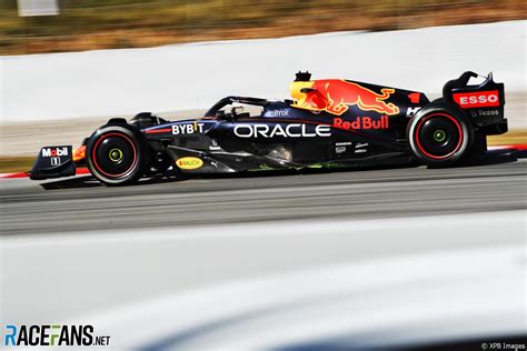 F1 technical analysis: Daring new Red Bull RB18 · RaceFans