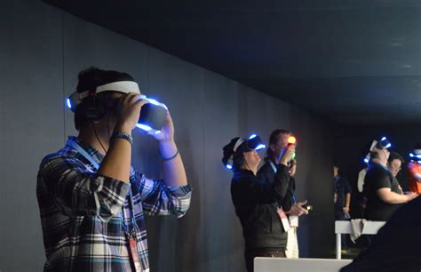 GDC 2014: Sony Project Morpheus PS4 VR Headset 'The Deep' Gameplay ...