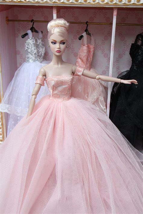 Before the ballet class | Barbie gowns, Glamour dolls, Doll dress