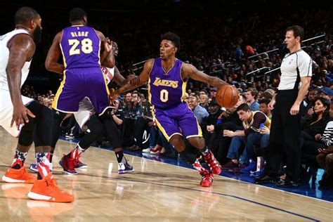 Photos: Lakers vs. Knicks (11/08/15) Photo Gallery | NBA.com