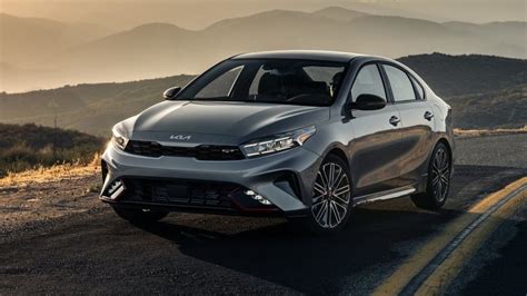 Novo Kia Cerato é lançado nos EUA e deve chegar ao Brasil em 2022