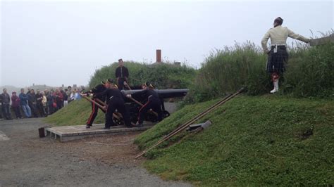 Halifax Citadel cannon ceremony part 1 (prep) - YouTube