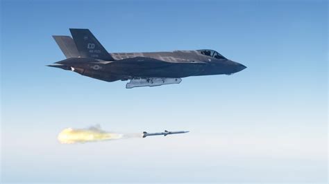 AIM-260 Joint Advanced Tactical Missile to enter production this year ...