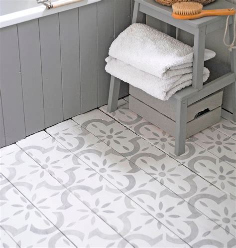 Medina Floor Stencil for floors, walls, furniture and fabric. Moroccan stencil. DIY project ...