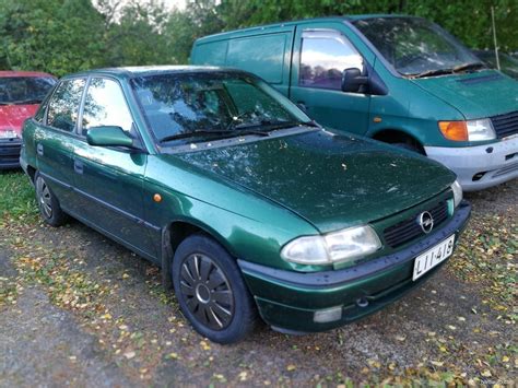 Opel Astra 1.6i Eco Merit 4d Porrasperä 1998 - Vaihtoauto - Nettiauto