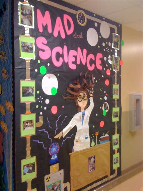 Science bulletin boards, Science classroom, Elementary science