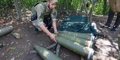 The US Wants to Build Artillery Shells As It Supplies Them to Ukraine ...