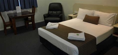 De Smet Super Deluxe Inn & Suites, De Smet | Roadtrippers