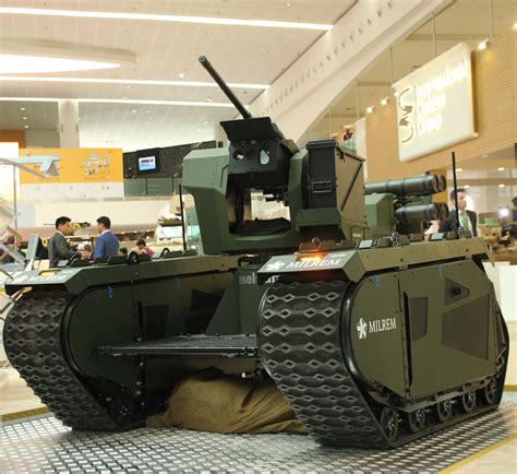 Estonia’s Milrem launches a new fully modular hybrid military ground ...