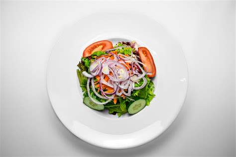 Salad on a Plate · Free Stock Photo