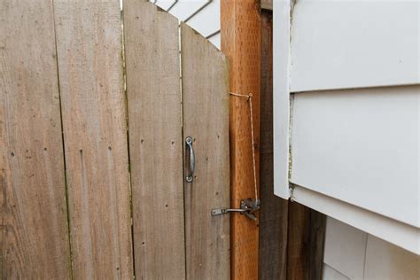 How To Install a Gate Latch - Home Improvement Projects to inspire and ...