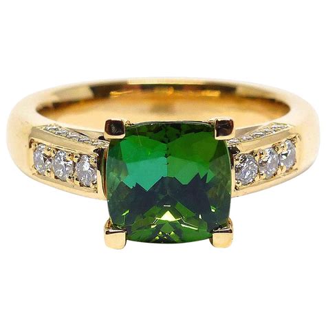 Rose Gold Ring set with fine Green Tourmaline (oval, 20.03ct) and Diamonds For Sale at 1stDibs