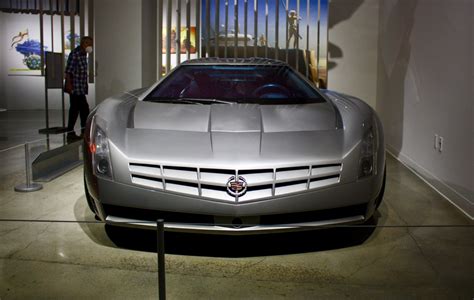 Cadillac Cien Concept Still Looks Fantastic Two Decades Later