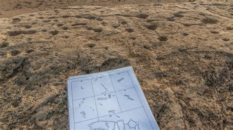 Al Jassasiya: The mysterious symbols carved in Qatar's deserts | CNN