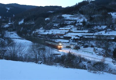 Heavy snow turns village into winter wonderland - Chinadaily.com.cn