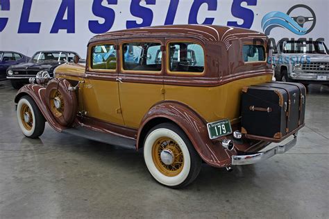 1933 Dodge Sedan - Pacific Classics