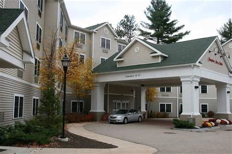 Hampton Inn & Suites North Conway - Compare Deals