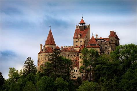 The Use of History in Dracula Tourism in Romania - Medievalists.net