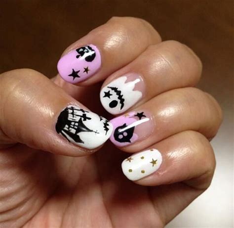 18 Halloween Ghost Nail Art Designs, Ideas, Trends & Stickers 2014 | Fabulous Nail Art Designs