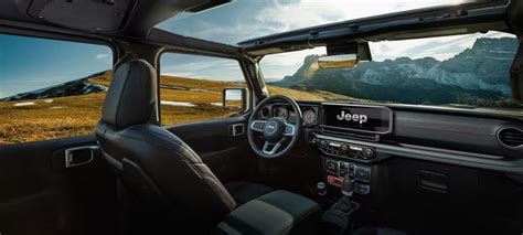 2024 Jeep Wrangler Interior | Turlock Chrysler Jeep Dodge Ram