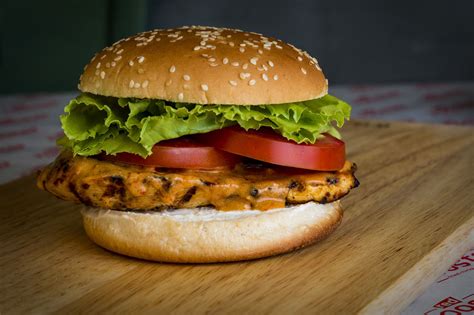 Peri-peri grill chicken burger | Grilled chicken burgers, Chicken burgers, Gastronomy food