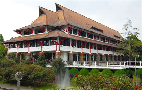 Bandung Institute of Technology, Bandung, Indonesia : r/ArchitecturalRevival