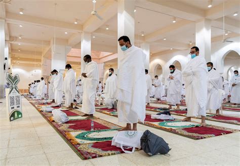 Pilgrims perform Haj rituals - Times of Oman