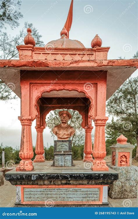 Vintage Tanhaji Malusare Samadhi, Sinhagad Fort Editorial Stock Photo - Image of fort, india ...