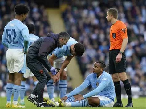 Pep Guardiola provides fresh Manuel Akanji injury update ahead of Newcastle clash | OneFootball