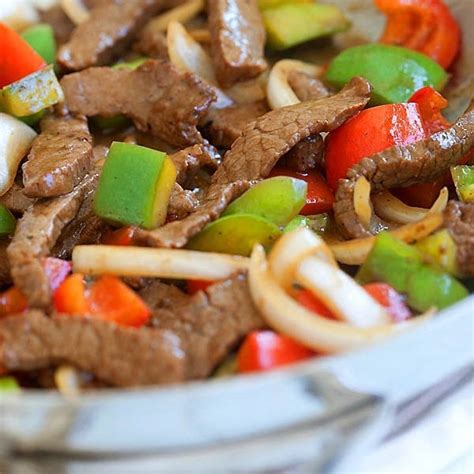 Black Pepper Beef (Best Chinese Stir-fry Recipe) - Rasa Malaysia