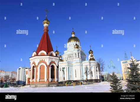 Mordovia. Winter Saransk. Cathedral of St Fedor Ushakov and chapel Stock Photo - Alamy