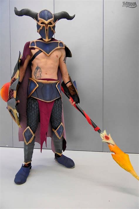 Pantheon Dragon Slayer cosplay 1 by Born2cosplay by bardik on DeviantArt : r/PantheonMains