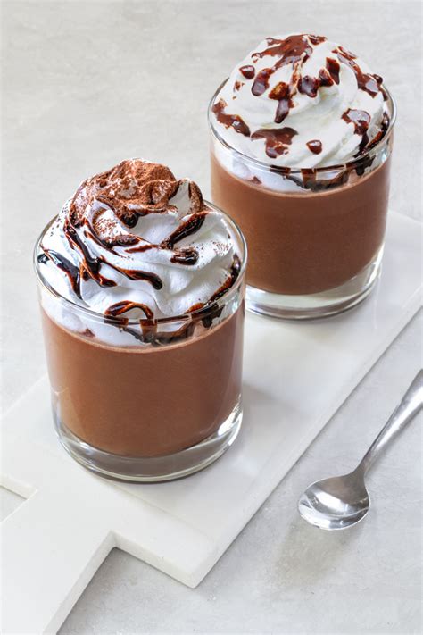 Aquafaba Chocolate Mousse (Vegan, Nut-Free) | Nutrition Refined