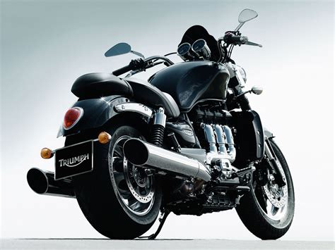 TRIUMPH Rocket III Roadster (2010-2011) Specs, Performance & Photos ...