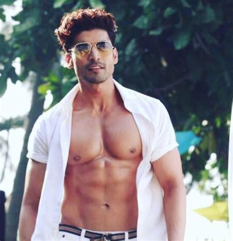 Gurmeet Choudhary age, height, weight, wife, dating, net worth, career, bio