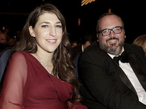 Mayim Bialik 2018: dating, net worth, tattoos, smoking & body ...