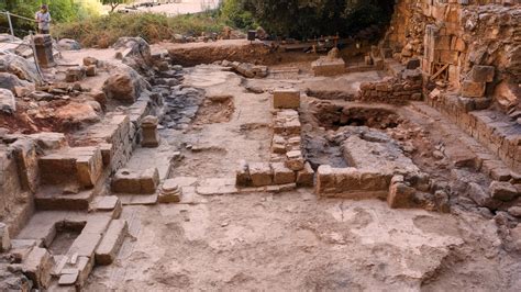 Bible Archaeology Comes Alive in Northern Israel: Ancient Church & Synagogue, Plus Mighty Mt ...