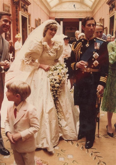 Behind the Scenes at the Royal Wedding: Previously Unseen Candid ...