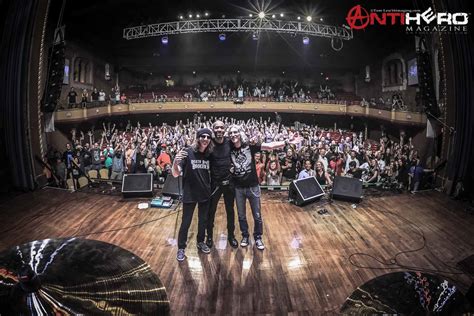 Concert Review and Photos: KING'S X at the Arcada Theatre in St. Charles, IL | Antihero Magazine