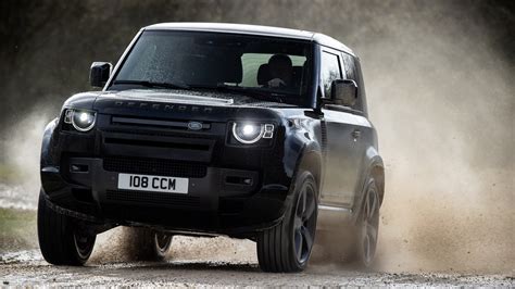 2022 Land Rover Defender V8 revealed – £100k supercharged off-roader ...