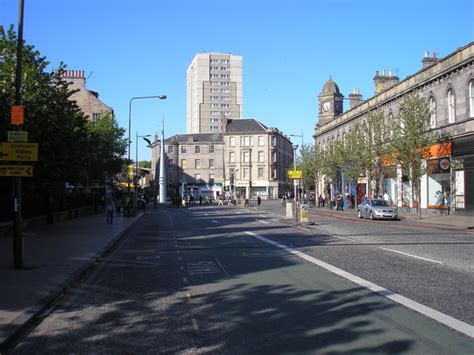 The Foot of Leith Walk © Sandy Gemmill cc-by-sa/2.0 :: Geograph Britain and Ireland